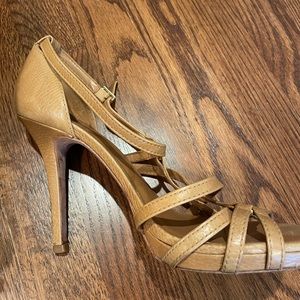Tory Burch Elizabella Criss-Cross High-Heel Stiletto Shoes. Size 9